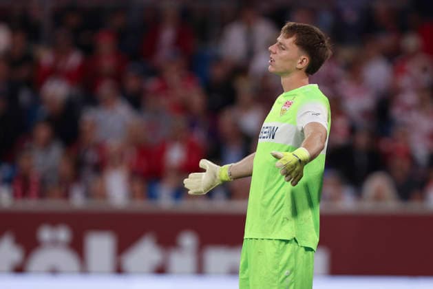 Goalkeeper Jerik von der Felsen of VfB Stuttgart II gestures during the 3. Liga match between Fortuna Düsseldorf and VfB Stuttgart II at the Merkur Spiel Arena on August 28, 2026, in Düsseldorf, Germany. Photo by Oliver Kaelke, DeFodi Images. Goalkeeper Jerik von der Felsen of VfB Stuttgart II gestures during the 3. Liga match between Fortuna Düsseldorf and VfB Stuttgart II at Merkur Spiel Arena on August 28, 2026 in Düsseldorf, Germany. Photo by Oliver Kaelke, DeFodi Images. DFB and DFL regulations prohibit any use of photographs as image sequences and or quasi-video. Photo by Oliver Kaelke, DeFodi Images
