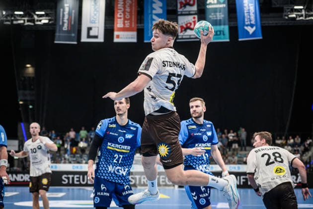 Soeren Steinhaus, Bergischer HC, 53, followed by Philipp Meyer, TVB Stuttgart, 27, and Samuel Roethlisberger, TVB Stuttgart, 17 (GER), TVB Stuttgart, Bergischer HC, Opel HBL, handball, Bundesliga, Matchday 1, 2026–2027 season, August 28, 2026 GER, TVB Stuttgart, Bergischer HC, Opel HBL, Handball, Bundesliga, Matchday 1, 2026–2027 season, August 28, 2026 Stuttgart Copyright: xSandyxDinkelackerx EP_SDR