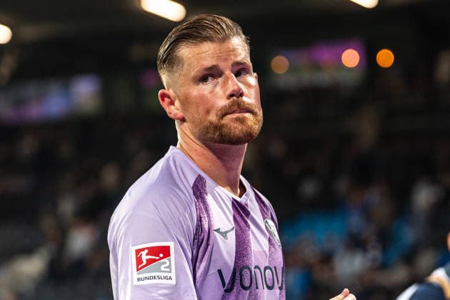 Deutschland: 2. Bundesliga 2026 2027 3. Spieltag, VfL Bochum vs. VfL Osnabrück Freitag, 28.08.2026 Vonovia Ruhr Stadion, Nordrhein-Westfalen. Timo Horn (VfL Bochum, 1) Frust Ärger Emotionen Traurig nach Niederlage *** Germany 2. Bundesliga 2026–2027, Matchday 3: VfL Bochum vs. VfL Osnabrück, Friday, August 28, 2026, Vonovia Ruhr Stadium, North Rhine-Westphalia, Timo Horn (VfL Bochum), 1 Frustration, Anger, Emotions, Sadness After Defeat Copyright: xCelinaxLeiersx