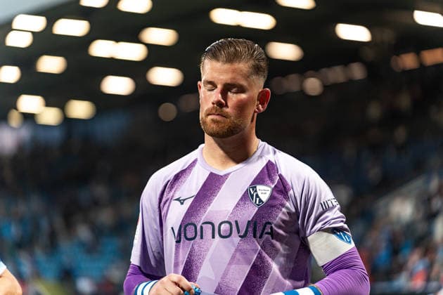 Deutschland: 2. Bundesliga 2026 2027 3. Spieltag, VfL Bochum vs. VfL Osnabrück Freitag, 28.08.2026 Vonovia Ruhr Stadion, Nordrhein-Westfalen. Timo Horn (VfL Bochum, 1) Frust Ärger Emotionen Traurig nach Niederlage *** Germany 2. Bundesliga 2026–2027, Matchday 3: VfL Bochum vs. VfL Osnabrück, Friday, August 28, 2026, Vonovia Ruhr Stadium, North Rhine-Westphalia, Timo Horn (VfL Bochum), 1 Frustration, Anger, Emotions, Sadness After Defeat Copyright: xCelinaxLeiersx