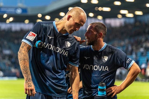 Deutschland: 2. Bundesliga 2026 2027 3. Spieltag, VfL Bochum vs. VfL Osnabrück Freitag, 28.08.2026 Vonovia Ruhr Stadion, Nordrhein-Westfalen. Philipp Hofmann (VfL Bochum, 33) Maximilian Wittek (VfL Bochum, 32) *** Germany 2. Bundesliga 2026–2027, Matchday 3, VfL Bochum vs. VfL Osnabrück Friday, August 28, 2026 Vonovia Ruhr Stadium, North Rhine-Westphalia Philipp Hofmann, VfL Bochum, 33 Maximilian Wittek, VfL Bochum, 32 Copyright: xCelinaxLeiersx