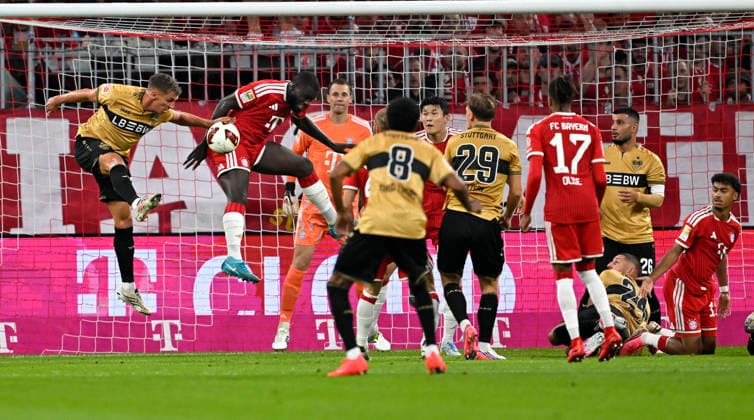 28.08.2026, Fussball Bundesliga 2026 2027, 1.Spieltag, FC Bayern München - VfB Stuttgart, in der Allianz-Arena München, v.l. Grischa Prömel (Stuttgart) gegen Dayot Upamecano (FC Bayern München), Torwart Manuel Neuer (FC Bayern München) , Tiago Tomas (Stuttgart), Min-jae Kim (Bayern München, Minjae Kim), Finn Jeltsch (Stuttgart), Michael Olise (FC Bayern München) und Jeff Chabot (Stuttgart), Deniz Undav (Stuttgart) und Nathaniel Brown (FC Bayern München) ***DFL and DFB regulations prohibit any use of photographs as image sequences and or quasi-video.*** *** August 28, 2026, 2026–2027 Bundesliga, Matchday 1, FC Bayern Munich vs. VfB Stuttgart, at the Allianz Arena in Munich, from left: Grischa Prömel (Stuttgart) vs. Dayot Upamecano (FC Bayern Munich), goalkeeper Manuel Neuer (FC Bayern Munich), Tiago Tomas (Stuttgart), Minjae Kim (Bayern Munich), Minjae Kim, Finn Jeltsch (Stuttgart), Michael Olise of FC Bayern Munich and Jeff Chabot of Stuttgart, Deniz Undav of Stuttgart and Nathaniel Brown of FC Bayern Munich ***DFL and DFB regulations prohibit any use of photographs as image sequences and or quasi-video***