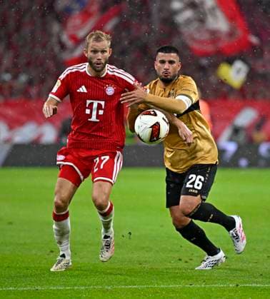 28.08.2026, Fussball Bundesliga 2026 2027, 1.Spieltag, FC Bayern München - VfB Stuttgart, in der Allianz-Arena München, v.l. Konrad Laimer (FC Bayern München) gegen Deniz Undav (Stuttgart) ***DFL and DFB regulations prohibit any use of photographs as image sequences and or quasi-video.*** *** August 28, 2026, 2026–2027 Bundesliga Season, Matchday 1, FC Bayern Munich vs. VfB Stuttgart, at the Allianz Arena in Munich, from left: Konrad Laimer (FC Bayern Munich) vs. Deniz Undav (Stuttgart) ***DFL and DFB regulations prohibit any use of photographs as image sequences and or quasi-video***