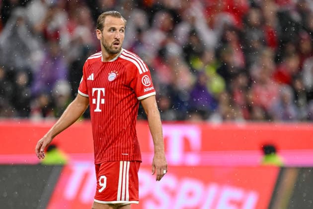 Harry Kane (FC Bayern Muenchen) Schaut waehrend des spiels der 1. Bundesliga zwischen FC Bayern Muenchen und VfB Stuttgart, Allianz Arena am 28. August 2026 in Muenchen, Deutschland. (Foto von Harry Langer DeFodi Images) +++ Harry Kane (FC Bayern Muenchen) Looks on during the Bundesliga match between FC Bayern Muenchen and VfB Stuttgart at Allianz Arena on August 28, 2026 in Munich, Germany. (Photo by Harry Langer DeFodi Images) DFB DFL REGULATIONS PROHIBIT ANY USE OF PHOTOGRAPHS AS IMAGE SEQUENCES AND OR QUASI-VIDEO. (Photo by Harry Langer DeFodi Images) DFB DFL REGULATIONS PROHIBIT ANY USE OF PHOTOGRAPHS AS IMAGE SEQUENCES AND OR QUASI-VIDEO. - *** Harry Kane of FC Bayern Munich looks on during the Bundesliga match between FC Bayern Munich and VfB Stuttgart, Allianz Arena on August 28, 2026, in Munich, Germany. Photo by Harry Langer, DeFodi Images. Harry Kane of FC Bayern Munich looks on during the Bundesliga match between FC Bayern Munich and VfB Stuttgart at Allianz Arena on August 28, 2026, in Munich, Germany Photo by Harry Langer, DeFodi Images. DFB and DFL regulations prohibit any use of photographs as image sequences and or quasi-video. Photo by Harry Langer, DeFodi Images. DFB and DFL regulations prohibit any use of photographs as iMASEQUENCES AND OR QUASI-VIDEO