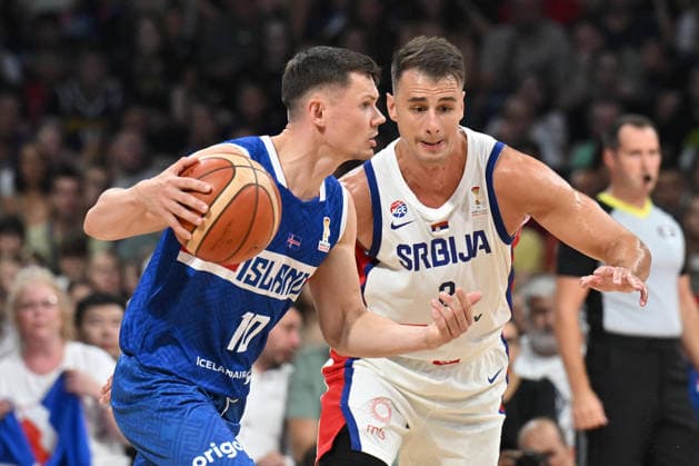SERBIA vs ICELAND ELVAR FRIDRIKSSON vs NEMANJA DANGUBIC basketball Serbia vs Iceland FIBA World cup qualificatiions match at Belgrade arena, Belgrade 28.08.2026 Foto: BASKETBALL, WORLD CUP QUALIFICATIONS, SERBIA, ICELAND Belgrade Belgrade arena Serbia Copyright: xMarkoxMetlasx xMNxPRESSxPHOTOx