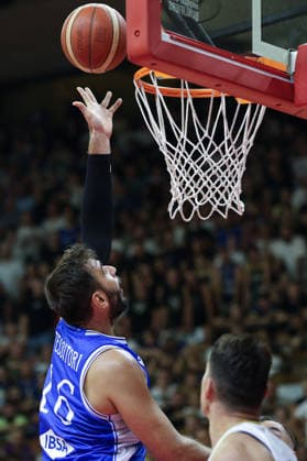 IPA87872998 - Amedeo Tessitori of Italy is in action during the FIBA Basketball World Cup 2027 Group J European Qualifiers game between Bosnia and Herzegovina and Italy at SKPC Mejdan on August 28, 2026, in Tuzla, Bosnia and Herzegovina, during the Bosnia and Herzegovina vs. Italy game - Second Round · Group J - WCQ’27, FIBA World Cup in , , August 28, 2026  Copyright: x(c)xAlbertoxCavallaro SportReporter IPAxSportx xx 87872998