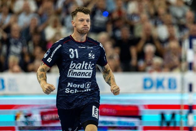 Opel HBL SG Flensburg Handewitt vs. ThSV Eisenach, August 28, 2026—Emil Jakobsen (No. 31) celebrates a goal; SG Flensburg Handewitt vs. ThSV Eisenach, GGW Arena, August 28, 2026 Copyright: xBEAUTIFULxSPORTS MarioxM.xKobergx