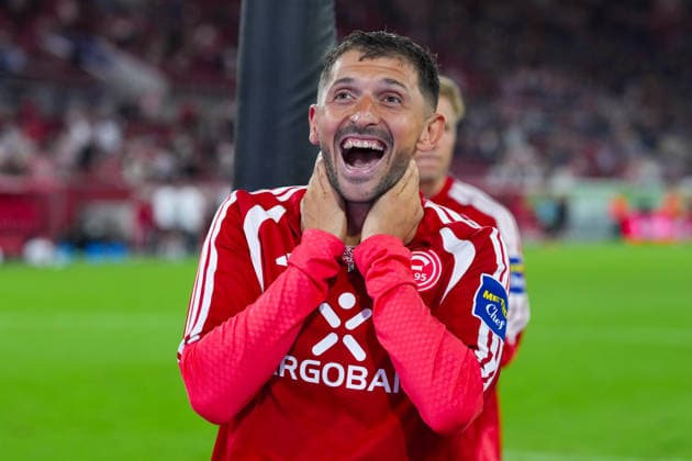 August 28, 2026, xydrx, Soccer, 3rd Division, Fortuna Düsseldorf vs. VfB Stuttgart II, 2026–2027 Season, Merkur Spiel Arena: Matthias Zimmermann of Fortuna Düsseldorf, 25, celebrates the victory. DFB regulations prohibit any use of photographs as image sequences and or quasi-video. Copyright: HMBxMedia YannisxDreimann