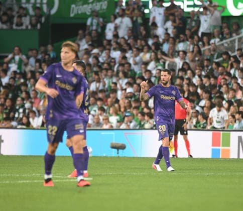ESP LaLiga EA Sports: Racing Santander vs. Elche CF — Jose Antonio Morente of Elche during the LaLiga EA Sports match between Racing Santander and Elche CF, played at Campos de Sport de El Sardinero Stadium in Cantabria on August 28, 2026, in Spain — Spain Soccer Copyright: xAgenciaxLOFx