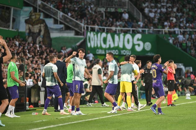 ESP LaLiga EA Sports: Racing Santander vs. Elche CF — Elche players celebrate the goal during the LaLiga EA Sports match between Racing Santander and Elche CF, played at Campos de Sport de El Sardinero Stadium in Cantabria on August 28, 2026, in Spain — Spain Soccer Copyright: xAgenciaxLOFx