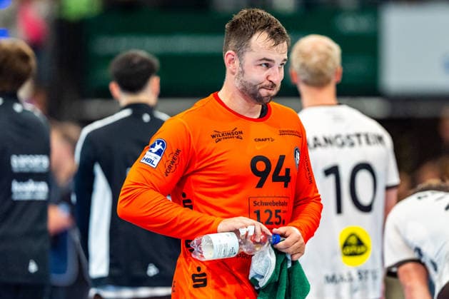 OPEL Handball Bundesliga: TVB Stuttgart vs. Bergischer HC, August 28, 2026, Stuttgart, GERMANY August 28, 2026 Kristian van der Merwe, Bergischer HC, 94, after the loss during the match between TVB Stuttgart and Bergischer HC on Matchday 1 of the OPEL Handball Bundesliga at the Porsche Arena Copyright: xBEAUTIFULxSPORTS Steinx