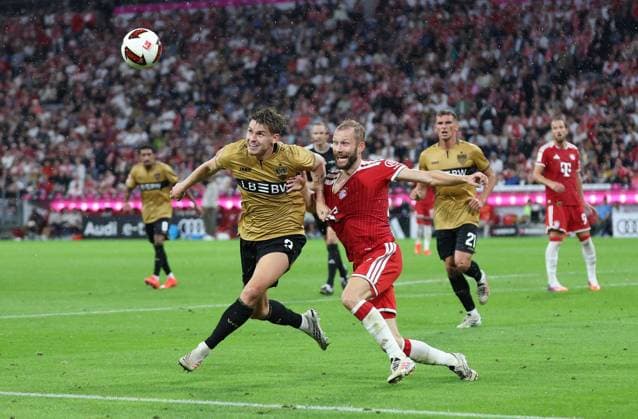 28.08.2026, GER, Fussball, Herren, 1. Bundesliga, Saison 2026 2027, 1. Spieltag, FC Bayern München vs. VfB Stuttgart Ramon Hendriks (VfB Stuttgart 03) im Zweikampf gegen Konrad Laimer (FC Bayern Muenchen 27) DFB DFL regulations prohibit any use of photographs as image sequences and or quasi-video München Allianz Arena Bayern Deutschland *** August 28, 2026, GER, Soccer, Men s, 1. Bundesliga, 2026–2027 Season, Matchday 1, FC Bayern Munich vs. VfB Stuttgart: Ramon Hendriks (VfB Stuttgart 03) in a tackle against Konrad Laimer (FC Bayern Munich) 27. DFB and DFL regulations prohibit any use of photographs as image sequences and or quasi-video. Munich, Allianz Arena, Bayern, Germany Copyright: xNordphoto Schneiderx