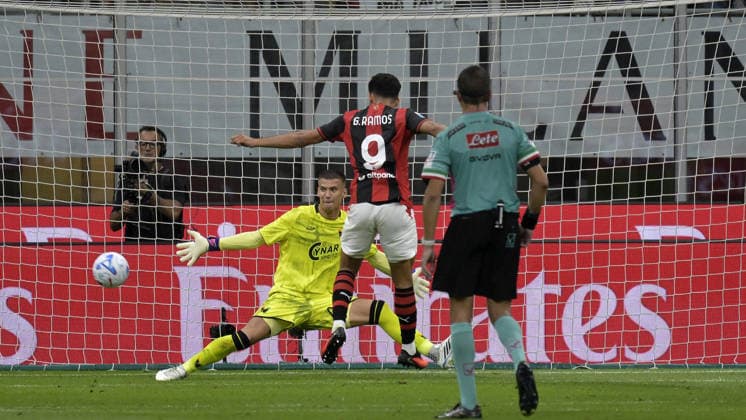 Foto IPP Paolo Bona Milano 28 08 2026 Campionato Serie A di Calcio stagione 2026 2027 partita Milan-Venezia Nella foto Gonzalo Ramos manca un gol Italy Photo Press Worldwide Copyright italy Italy ITALY  Copyright: xR4924_italyphotopressx