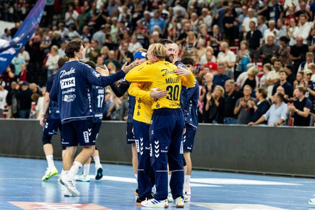 Opel HBL SG Flensburg Handewitt vs. ThSV Eisenach, August 28, 2026: Celebrations after the victory for SG Flensburg Handewitt. Opel HBL SG Flensburg Handewitt vs. ThSV Eisenach, GGW Arena on August 28, 2026 Copyright: xBEAUTIFULxSPORTS MarioxM.xKobergx