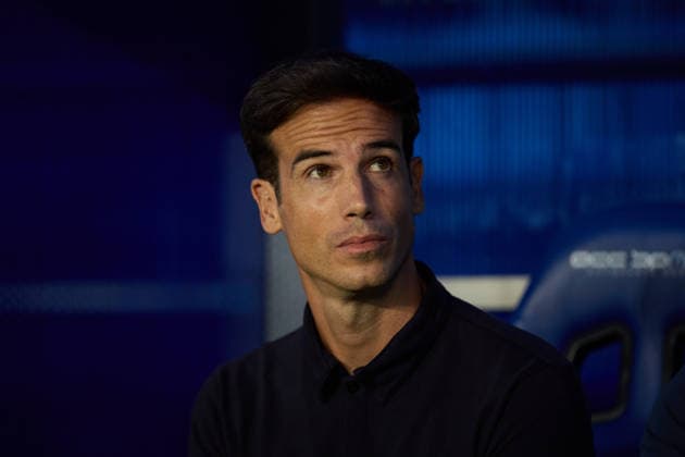 August 28, 2026, Vitoria, Alaba, Spain: Inigo Perez head coach of Villarreal CF looks on prior to the LaLiga EA Sports match between Deportivo Alaves and Villarreal CF at Mendizorrotza on August 28, 2026, in Vitoria, Spain. Deportivo Alaves V Villarreal CF - LaLiga EA Sports  - ZUMAa181 20260828_zaa_a181_100 Copyright: xRicardoxLarreinax