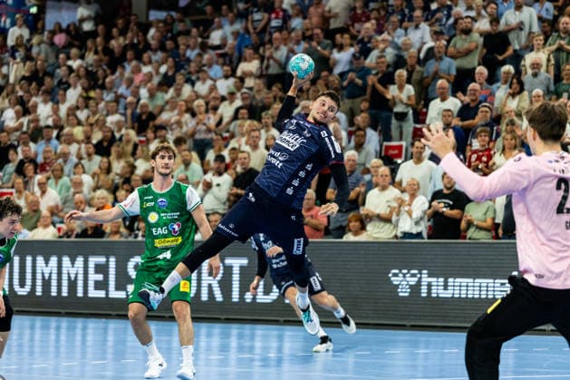 Opel HBL: SG Flensburg-Handewitt vs ThSV Eisenach; 28.08.26 Marko Grgic (Nr.17, SG Flensburg-Handewitt) im Angriff Opel HBL: SG Flensburg-Handewitt vs ThSV Eisenach, GGW Arena am 28.08.26 *** Opel HBL SG Flensburg Handewitt vs. ThSV Eisenach, August 28, 2026: Marko Grgic (No. 17) of SG Flensburg Handewitt on the attack. Opel HBL SG Flensburg Handewitt vs. ThSV Eisenach, GGW Arena, August 28, 2026 Copyright: xBEAUTIFULxSPORTS MarioxM.xKobergx