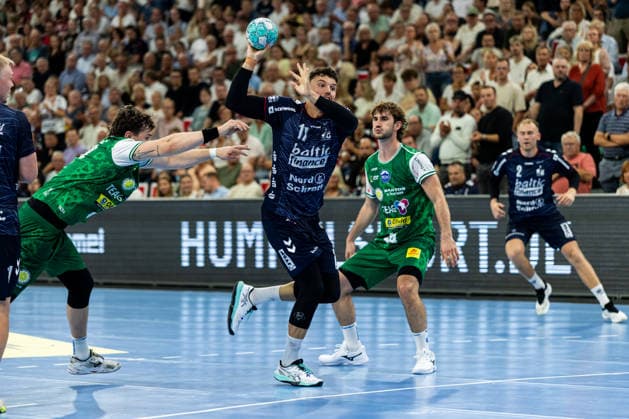 Opel HBL SG Flensburg Handewitt vs. ThSV Eisenach, August 28, 2026; Marko Grgic, No. 17, SG Flensburg Handewitt on the attack; Opel HBL SG Flensburg Handewitt vs. ThSV Eisenach, GGW Arena, August 28, 2026 Copyright: xBEAUTIFULxSPORTS MarioxM.xKobergx