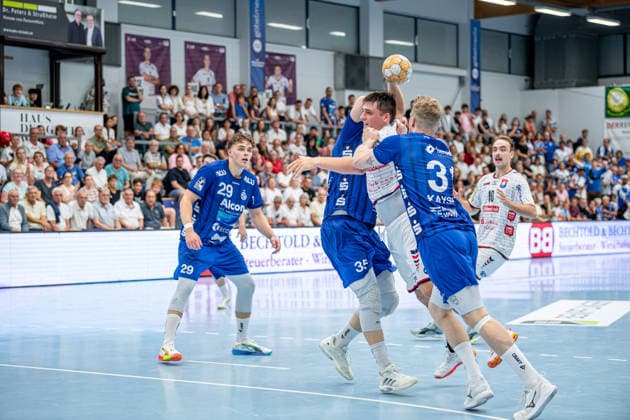 2 HBL TV Hüttenberg vs. TV Großwallstadt, August 28, 2026: Torsten Anselm (TV Hüttenberg, 25), Johan Rohwer (TV Großwallstadt, 29, Axel Skaarnaes (TV Großwallstadt), 35, Loic Kaysen (TV Großwallstadt), 31, Paul Ohl (TV Hüttenberg), 10 2 HBL TV Hüttenberg vs. TV Großwallstadt, August 26, 2028 Copyright: xBEAUTIFULxSPORTS Roeczeyx