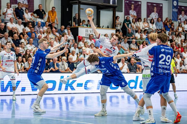 2 HBL TV Hüttenberg vs. TV Großwallstadt, August 28, 2026 David Sehnke (TV Hüttenberg), 4, Loic Kaysen (TV Großwallstadt), 31, Axel Skaarnaes (TV Großwallstadt), 35, Johan Rohwer (TV Großwallstadt), 29, Georg Löwen (TV Hüttenberg), 33 2 HBL TV Hüttenberg vs. TV Großwallstadt, Hüttenberg, August 26, 2028 Copyright: xBEAUTIFULxSPORTS Roeczeyx