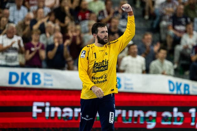Opel HBL SG Flensburg Handewitt vs. ThSV Eisenach, August 28, 2026: Benjamin Buric (No. 1) of SG Flensburg Handewitt celebrates after saving the ball; Opel HBL SG Flensburg Handewitt vs. ThSV Eisenach, GGW Arena, August 28, 2026 Copyright: xBEAUTIFULxSPORTS MarioxM.xKobergx