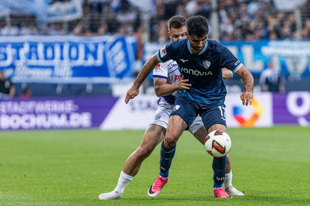 2.Fußball Bundesliga: VfL Bochum 1848 - VfL Osnabrück; 28.08.2026 Gerrit Holtmann (VfL Bochum 1848, 17), Patrick Kammerbauer (VfL Osnabrück, 31) 2.Fußball Bundesliga: VfL Bochum 1848 - VfL Osnabrück; Ruhrstadion, Bochum; 28.08.2026 DFL regulations prohibit any use of photographs as image sequences and or quasi video. *** 2. Bundesliga VfL Bochum 1848 vs. VfL Osnabrück August 28, 2026 Gerrit Holtmann VfL Bochum 1848, 17, Patrick Kammerbauer, VfL Osnabrück, 31 2 German Bundesliga VfL Bochum 1848 vs. VfL Osnabrück Ruhrstadion, Bochum August 28, 2026 DFL regulations prohibit any use of photographs as image sequences and or quasi-video Copyright: xBEAUTIFULxSPORTS Buriakovx