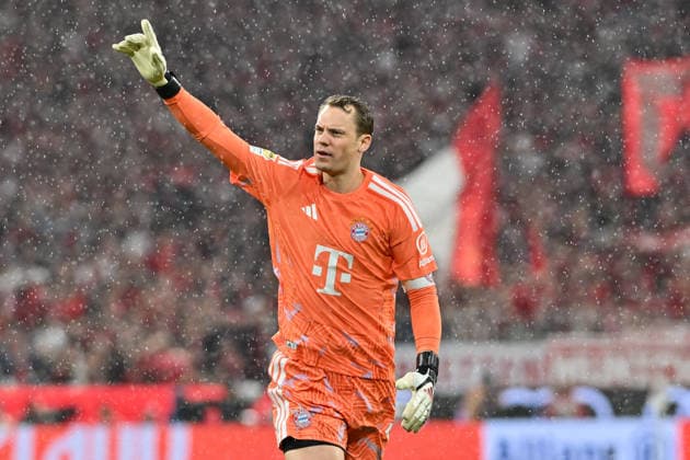 MUNICH, GERMANY - 28. AUGUST: Manuel NEUER (FC Bayern Munich 1) Celebrating the goal makes 2-1 - Michael OLISE (FC Bayern Munich 17) Tor Torschuetze Freude Happy during the Bundesliga Match between FC Bayern Munich vs. VfB Stuttgart at Matchday 1 at Allianz Arena DFL REGULATIONS PROHIBIT ANY USE OF PHOTOGRAPHS AS IMAGE SEQUENCES AND OR QUASI-VIDEO Copyright: xBEAUTIFULxSPORTS Goldbergx