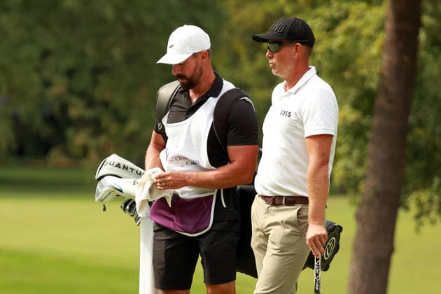 The Ally Challenge GRAND BLANC,MICHIGAN-AUGUST 28: Henrik Stenson of Sweden waits with his caddie on the 10th green during the first round of The Ally Challenge presented by McLaren at Warwick Hills Golf & Country Club, Grand Blanc, MI, USA Friday, August 28, 2026. Grand Blanc Michigan United States  Copyright: xAmyxLemusx originalFilename:lemus-theallyc260828_np8TC.jpg