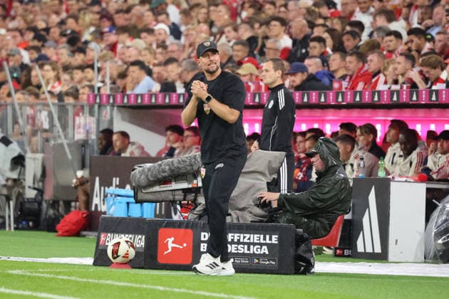 28.08.26 FC Bayern München - VfB Stuttgart Deutschland, München, 28.08.2026, Fussball, Bundesliga, Saison 2026 2027, FC Bayern München - VfB Stuttgart: VfB Trainer Sebastian Hoeneß. *** August 28, 2026 FC Bayern Munich vs. VfB Stuttgart Germany, Munich, August 28, 2026, Soccer, Bundesliga, 2026–2027 Season, FC Bayern Munich vs. VfB Stuttgart, VfB Coach Sebastian Hoeneß