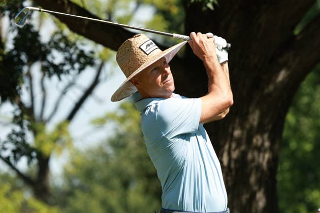 The Ally Challenge GRAND BLANC,MICHIGAN-AUGUST 28: Ben Crane of the United States plays his tee shot on the 11th hole during the first round of The Ally Challenge presented by McLaren at Warwick Hills Golf & Country Club, Grand Blanc, MI, USA Friday, August 28, 2026. Grand Blanc Michigan United States  Copyright: xJorgexLemusx originalFilename:lemus-theallyc260828_npyUH.jpg