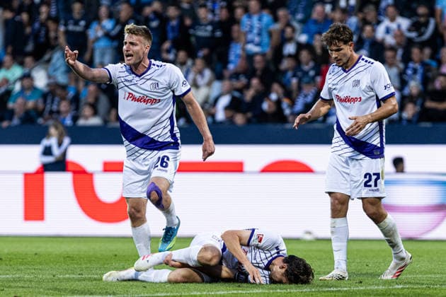 2.Fußball Bundesliga: VfL Bochum 1848 - VfL Osnabrück; 28.08.2026 Jannik Müller (VfL Osnabrück, 24) liegt auf dem Rasen nach dem Faul. Fridolin Wagner (VfL Osnabrück, 26), Robin Fabinski (VfL Osnabrück, 27) stehen daneben. 2.Fußball Bundesliga: VfL Bochum 1848 - VfL Osnabrück; Ruhrstadion, Bochum; 28.08.2026 DFL regulations prohibit any use of photographs as image sequences and or quasi video. *** German Bundesliga: VfL Bochum 1848 vs. VfL Osnabrück, August 28, 2026. Jannik Müller (VfL Osnabrück, 24) lies on the field after a foul by Fridolin Wagner (VfL Osnabrück, 26), Robin Fabinski (VfL Osnabrück, 27) stands nearby 2. Bundesliga VfL Bochum 1848 vs. VfL Osnabrück Ruhrstadion, Bochum, August 28, 2026 DFL regulations prohibit any use of photographs as image sequences and or quasi-video Copyright: xBEAUTIFULxSPORTS Buriakovx