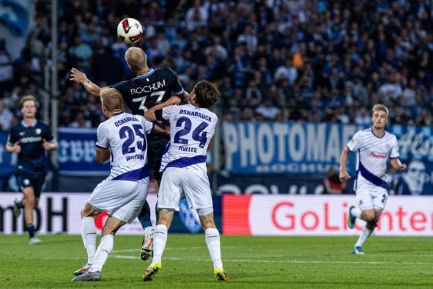 2.Fußball Bundesliga: VfL Bochum 1848 - VfL Osnabrück; 28.08.2026 Niklas Wiemann (VfL Osnabrück, 25), Philipp Hofmann (VfL Bochum 1848, 33), Jannik Müller (VfL Osnabrück, 24) 2.Fußball Bundesliga: VfL Bochum 1848 - VfL Osnabrück; Ruhrstadion, Bochum; 28.08.2026 DFL regulations prohibit any use of photographs as image sequences and or quasi video. *** 2. Bundesliga VfL Bochum 1848 vs. VfL Osnabrück August 28, 2026 Niklas Wiemann (VfL Osnabrück), 25, Philipp Hofmann (VfL Bochum 1848), 33, Jannik Müller (VfL Osnabrück), 24 2 German Bundesliga VfL Bochum 1848 vs. VfL Osnabrück Ruhrstadion, Bochum August 28, 2026 DFL regulations prohibit any use of photographs as image sequences and or quasi-video Copyright: xBEAUTIFULxSPORTS Buriakovx