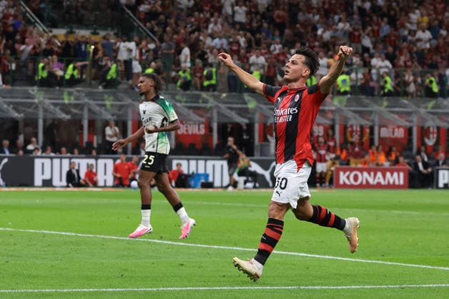 AC Milan v Venezia FC - Serie A - Giuseppe Meazza Milan, Italy, 28th August 2026. Ardon Jashari of AC Milan celebrates after his shot was parried by Filip Stankovic of Venezia FC only for it to strike Redouane Halhal of Venezia FC and finish in the net the give the hosts a 2-0 lead during the AC Milan vs Venezia FC Serie A match at Giuseppe Meazza, Milan. Picture credit should read: Jonathan Moscrop Milan Stadio Giuseppe Meazza Italy