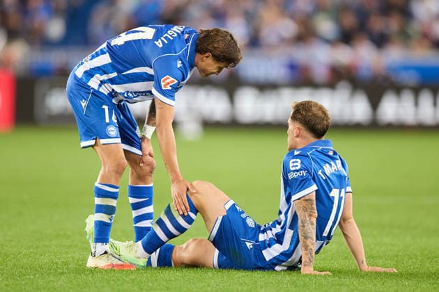 August 28, 2026, Vitoria, Alaba, Spain: Toni Martinez of Deportivo Alaves reacts during the LaLiga EA Sports match between Deportivo Alaves and Villarreal CF at Mendizorrotza on August 28, 2026, in Vitoria, Spain. Vitoria Spain - ZUMAa181 20260828_zaa_a181_116 Copyright: xRicardoxLarreinax