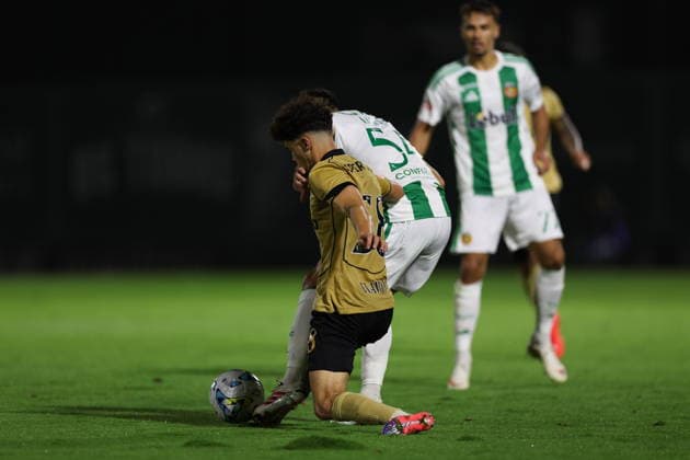 Rio Ave v Sporting Cp - Liga Portugal Vila do Conde, PORTUGAL - AUGUST 28: Flavio Goncalves of Sporting CP in action during the Liga Portugal Betclic 2026 27 match between Rio Ave and Sporting CP at Estadio dos arcos, on August 28, 2026 in Vila do Conde, Portugal. Vila do Conde Portugal  Copyright: xLuisxEirasx originalFilename:eiras-ligaport260828_np0OT.jpg