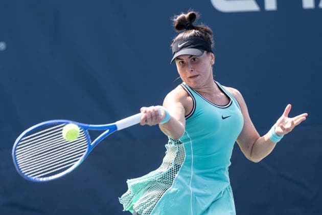 US Open qualifying final round NEW YORK, USA - AUGUST 28: Bianca Andreescu returns ball during a women s qualifying singles match final round of the 2026 US Open Championship at USTA Billie Jean King National Tennis Center on August 28, 2026 in Flushing, NY. Bianca Andreescu lost in three sets, she needed twice medical attention during 3rd set and was visibly physically exhausted. Lev Radin Anadolu New York United States. Editorial use only. Please get in touch for any other usage.  Copyright: x2026xAnadoluxLevxRadinx
