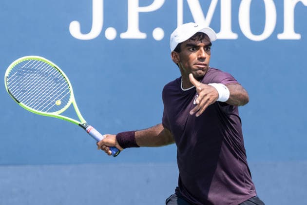 US Open qualifying final round NEW YORK, USA - AUGUST 28: Nishesh Basavareddy returns ball during a men s qualifying singles match final round of the 2026 US Open Championship at USTA Billie Jean King National Tennis Center on August 28, 2026 in Flushing, NY. Nishesh Basavareddy won in straight sets and progressed to play in main draw of tournament. Lev Radin Anadolu New York United States. Editorial use only. Please get in touch for any other usage.  Copyright: x2026xAnadoluxLevxRadinx