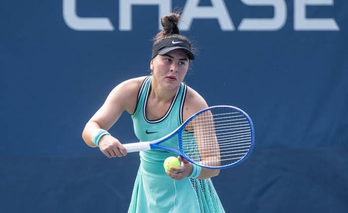 US Open qualifying final round NEW YORK, USA - AUGUST 28: Bianca Andreescu serves during a women s qualifying singles match final round of the 2026 US Open Championship at USTA Billie Jean King National Tennis Center on August 28, 2026 in Flushing, NY. Bianca Andreescu lost in three sets, she needed twice medical attention during 3rd set and was visibly physically exhausted. Lev Radin Anadolu New York United States. Editorial use only. Please get in touch for any other usage.  Copyright: x2026xAnadoluxLevxRadinx