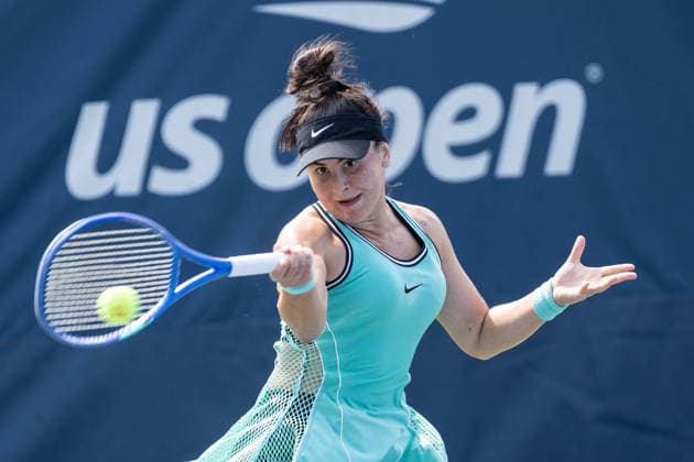 US Open qualifying final round NEW YORK, USA - AUGUST 28: Bianca Andreescu returns ball during a women s qualifying singles match final round of the 2026 US Open Championship at USTA Billie Jean King National Tennis Center on August 28, 2026 in Flushing, NY. Bianca Andreescu lost in three sets, she needed twice medical attention during 3rd set and was visibly physically exhausted. Lev Radin Anadolu New York United States. Editorial use only. Please get in touch for any other usage.  Copyright: x2026xAnadoluxLevxRadinx
