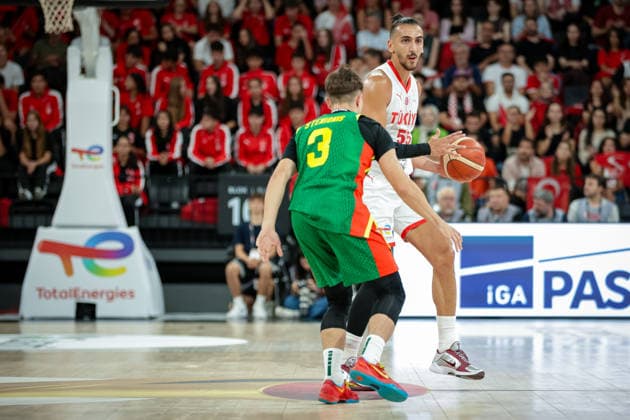 Turkiye vs Lithuania Fiba Basketball 2027 World Cup European Qualifiers Kenan Sipahi of Turkiye dribbles the ball during the Fiba Basketball 2027 World Cup European Qualifiers Group J match between Turkiye and Lithuania at Turkcell Basketball Gelistirme Merkezi on August 28, 2026 in Istanbul, Turkey Istanbul Istanbul Turkey Copyright: xBurakxBasturkx