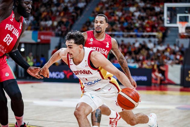 ESP Spain vs. Portugal: Second Qualifying Window for the 2027 World Cup in Qatar. Álvaro Cárdenas of Spain during the second qualifying phase for the 2027 World Cup, in the match between Spain and Portugal played at the Príncipe Felipe Stadium in Zaragoza on August 28, 2026, in Zaragoza, Spain. Basketball Copyright: xAgenciaxLOFx