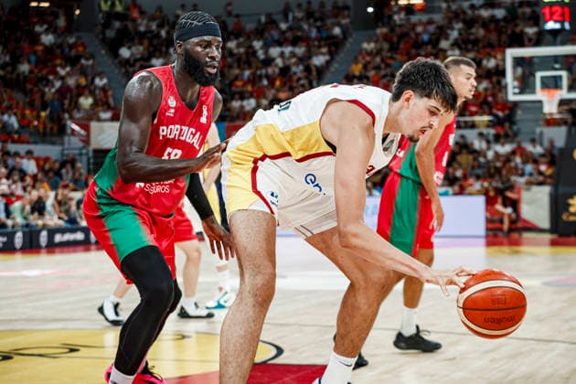 ESP Spain vs. Portugal: Second Qualifying Window for the 2027 World Cup in Qatar. Aday Mara of Spain during the second qualifying phase for the 2027 World Cup, in the match between Spain and Portugal played at the Príncipe Felipe Stadium in Zaragoza on August 28, 2026, in Zaragoza, Spain. Spain Basketball Copyright: xAgenciaxLOFx