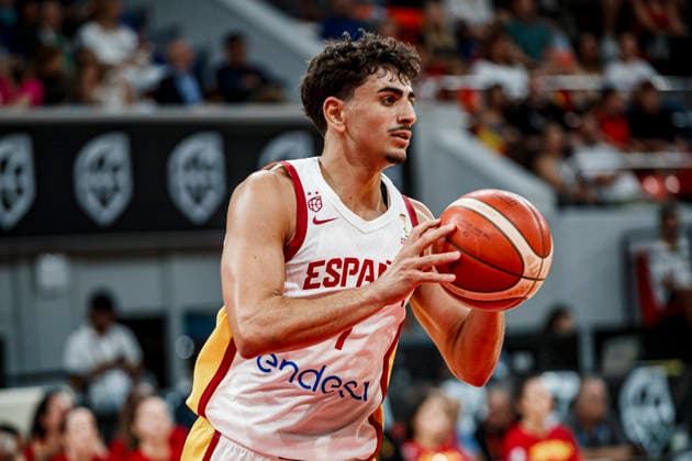 ESP Spain vs. Portugal: Second Qualifying Window for the 2027 World Cup in Qatar. Álvaro Cárdenas of Spain during the second qualifying phase for the 2027 World Cup, in the match between Spain and Portugal played at the Príncipe Felipe Stadium in Zaragoza on August 28, 2026, in Zaragoza, Spain. Basketball Copyright: xAgenciaxLOFx