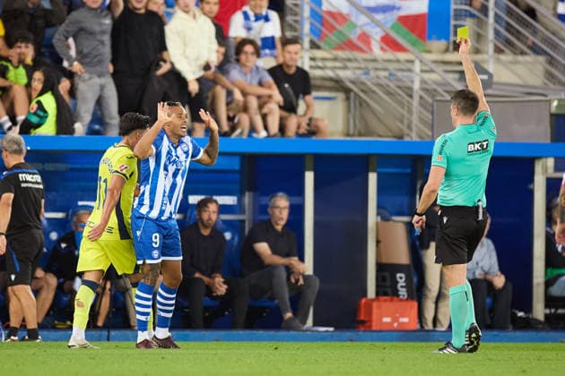 August 28, 2026, Vitoria, Alaba, Spain: Mariano Diaz Mejia of Deportivo Alaves reacts during the LaLiga EA Sports match between Deportivo Alaves and Villarreal CF at Mendizorrotza on August 28, 2026, in Vitoria, Spain. Deportivo Alaves V Villarreal CF - LaLiga EA Sports  - ZUMAa181 20260828_zaa_a181_136 Copyright: xRicardoxLarreinax