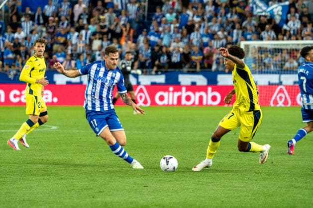 ESP LaLiga EA Sports Deportivo Alavés vs. Villarreal CF: Toni Martínez of Alavés during the LaLiga EA Sports match between Deportivo Alavés and Villarreal CF, played at Mendizorroza Stadium in Vitoria-Gasteiz on August 28, 2026, in Spain. VITORIA, Spain. Soccer Copyright: xAgenciaxLOFx