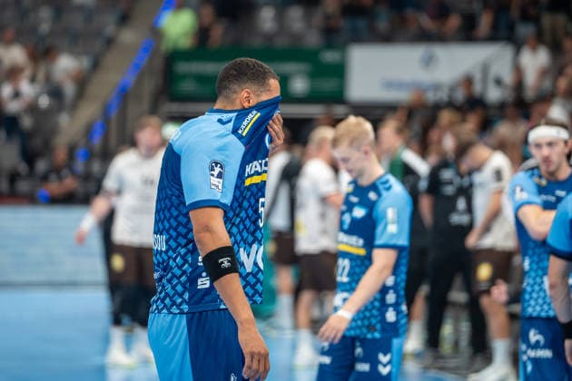 Handball I Men I 2026–2027 Season I Bundesliga I Matchday 1 I TVB Stuttgart vs. Bergischer HC I August 28, 2026 Philipp Ahouansou 5, TVB Stuttgart with his jersey over his head Stuttgart Porsche Arena Baden-Württemberg Germany Copyright: xLobeca MaxxPetershansx