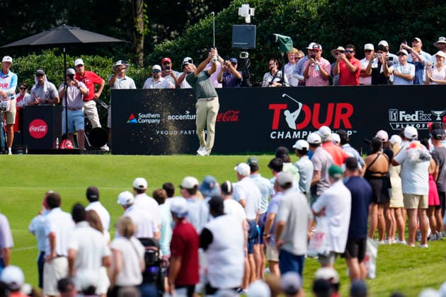 August 28, 2026, Atlanta, Georgia, USA: Scottie Scheffler (USA) hits a tee shot on the 15th hole during the second round at East Lake Golf Club. Atlanta USA - ZUMAd212 20260828_zsp_d212_102 Copyright: xRichardxDolex