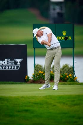August 28, 2026, Atlanta, Georgia, USA: Ludvig Âberg (Sweden) hits a tee shot on the 16th hole during the second round at East Lake Golf Club. Atlanta USA - ZUMAd212 20260828_zsp_d212_104 Copyright: xRichardxDolex