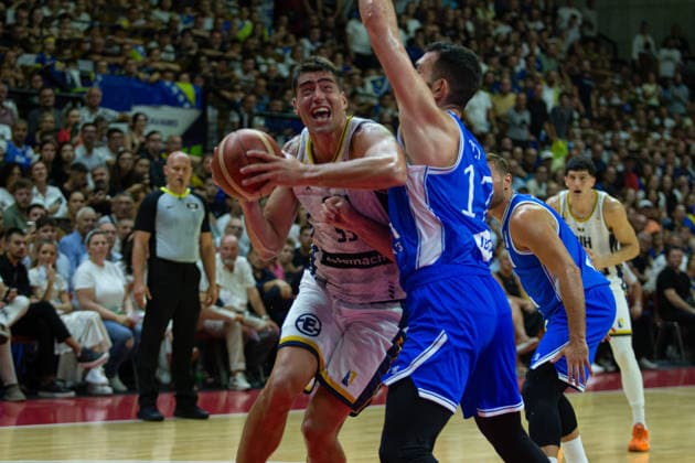 FIBA Basketball World Cup Qualifier: Bosnia and Herzegovina – Italy TUZLA, BOSNIA AND HERZEGOVINA - AUGUST 28: Islamovic of Bosnia and Herzegovina in action during the FIBA Basketball World Cup Qualifier match between Bosnia and Herzegovina and Italy in Tuzla, Bosnia and Herzegovina on August 28, 2026. Denis Zuberi Anadolu Tuzla Bosnia and Herzegovina. Editorial use only. Please get in touch for any other usage.  Copyright: x2026xAnadoluxDenisxZuberix