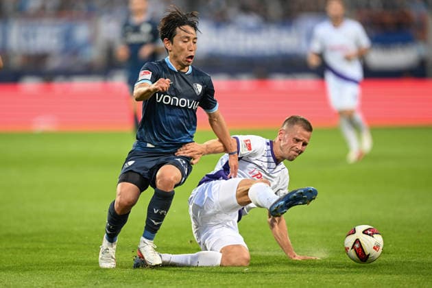 v. li. im Zweikampf Koji Miyoshi (Bochum 23) Adrian Beck (Osnabrueck 21) 28.08.2026 ¢ Fussball ¢ VfL Bochum vs VfL Osnabrueck, Vonovia Ruhrstadion, Bochum, DFB DFL REGULATIONS PROHIBIT ANY USE OF PHOTOGRAPHS AS IMAGE SEQUENCES AND OR QUASI-VIDEO NRW Germany *** v li in a one-on-one duel: Koji Miyoshi (Bochum, 23) vs. Adrian Beck (Osnabrück, 21) August 28, 2026 ¢ Soccer ¢ VfL Bochum vs. VfL Osnabrück, Vonovia Ruhrstadion, Bochum, DFB DFL REGULATIONS PROHIBIT ANY USE OF PHOTOGRAPHS AS IMAGE SEQUENCES AND OR QUASI-VIDEO NRW Germany Copyright: xpepphotox xHorstxMauelshagenx pep00321, pep_20260828_hm
