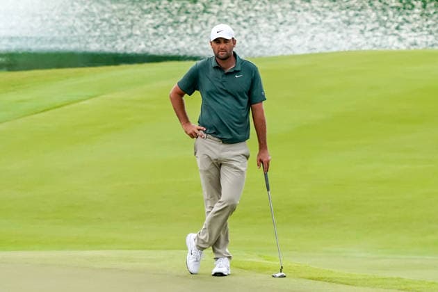 August 28, 2026, Atlanta, Georgia, USA: Scottie Scheffler (USA) waits on the 18th green during the second round of the 2026 TOUR Championship at East Lake Golf Club. Atlanta USA - ZUMAw109 20260828_fap_w109_027 Copyright: xDebbyxWongx